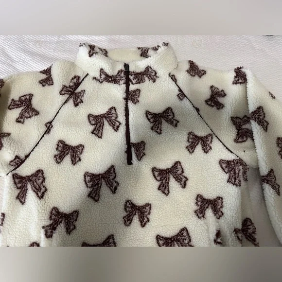 ✨NWT✨ Silver Jeans Co: Sherpa- Size 1X (pit to pit approx 24.5 inches) - Picture 2 of 9